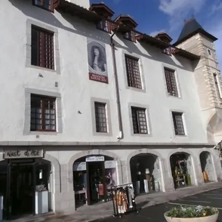 Barjonnet 2 - Saint-jean-de-luz, 1 Bedroom, 4 Persons * Saint-Jean-de-Luz